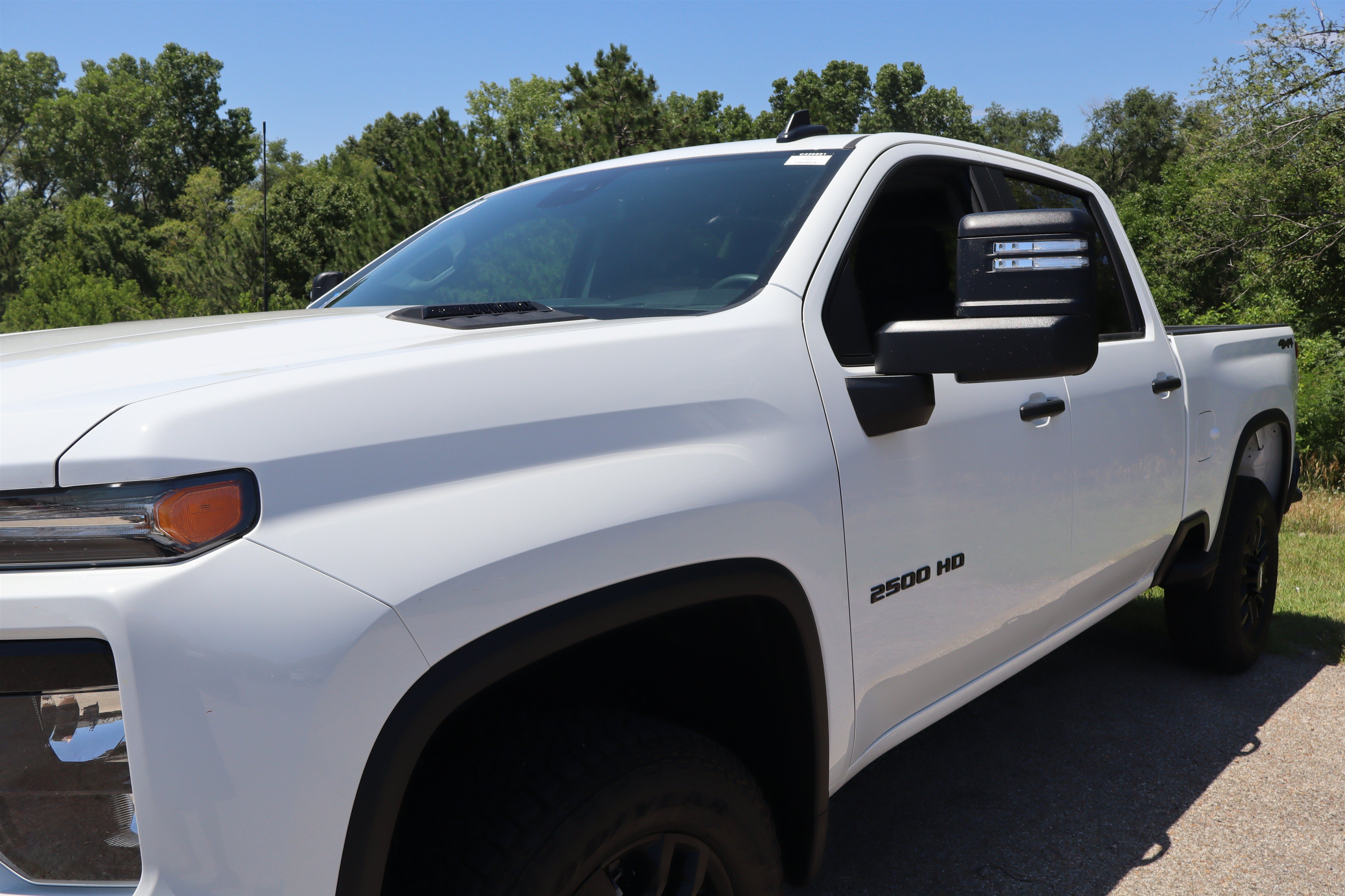 New 2026 Chevrolet Silverado 2500 Custom w/ Custom Value Package AWD/4WD image 13