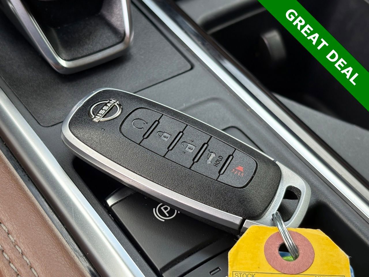 Used 2024 Nissan Pathfinder Platinum w/ Cargo Package image 41