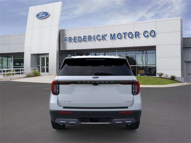 New 2026 Ford Explorer Active w/ Active Comfort Package image 5