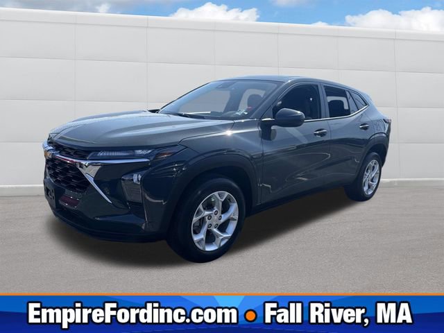 Used 2025 Chevrolet Trax LS w/ LS Convenience Package FWD image 1