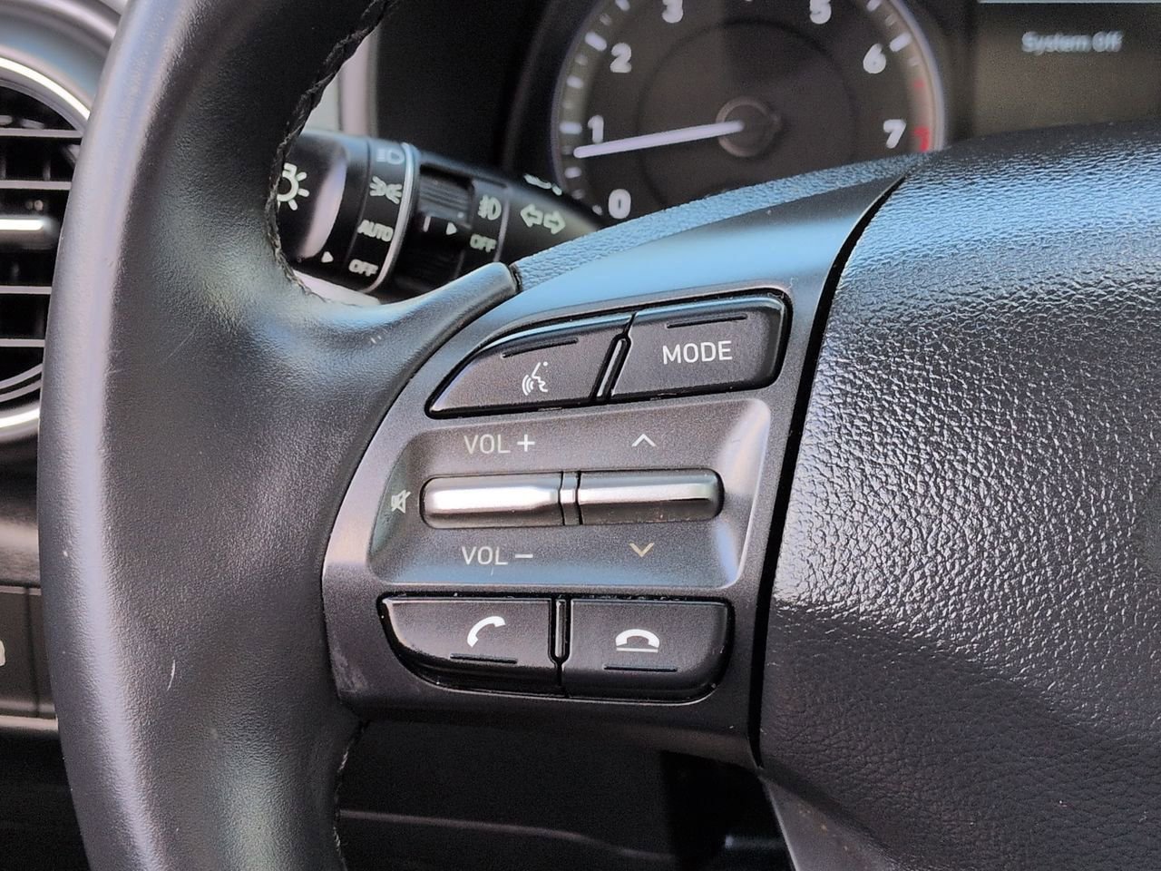 Used 2020 Hyundai Kona Ultimate image 24