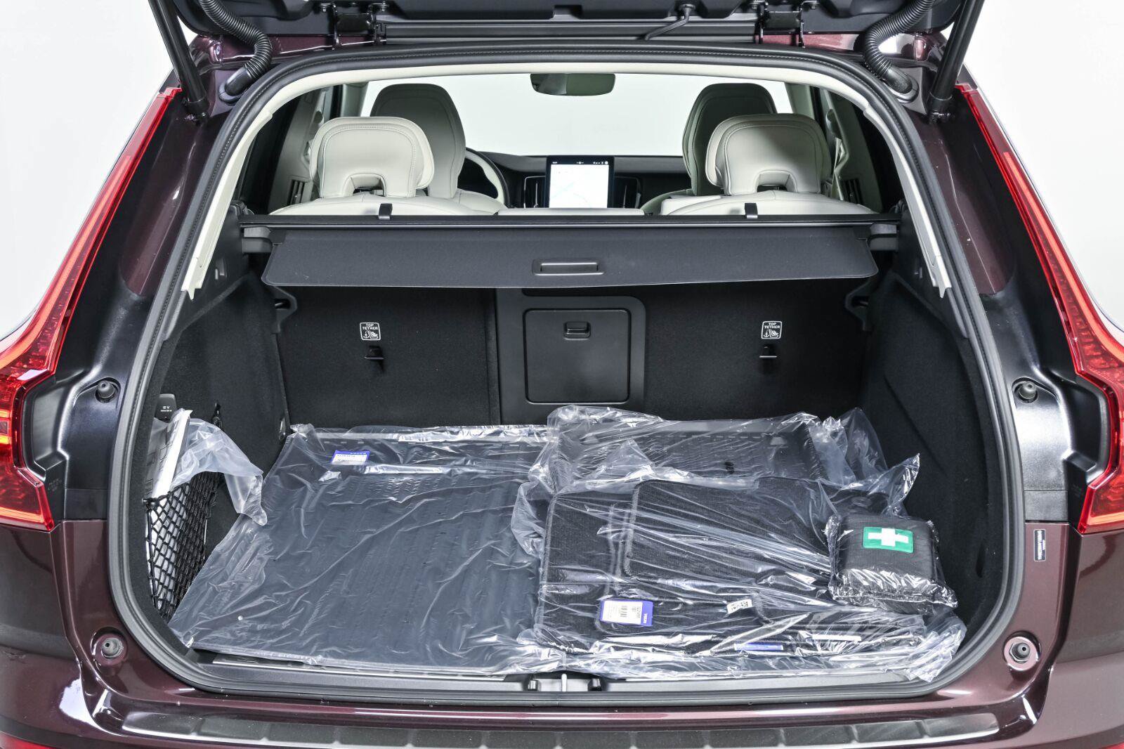 New 2027 Volvo XC60 B5 Ultra AWD/4WD image 29