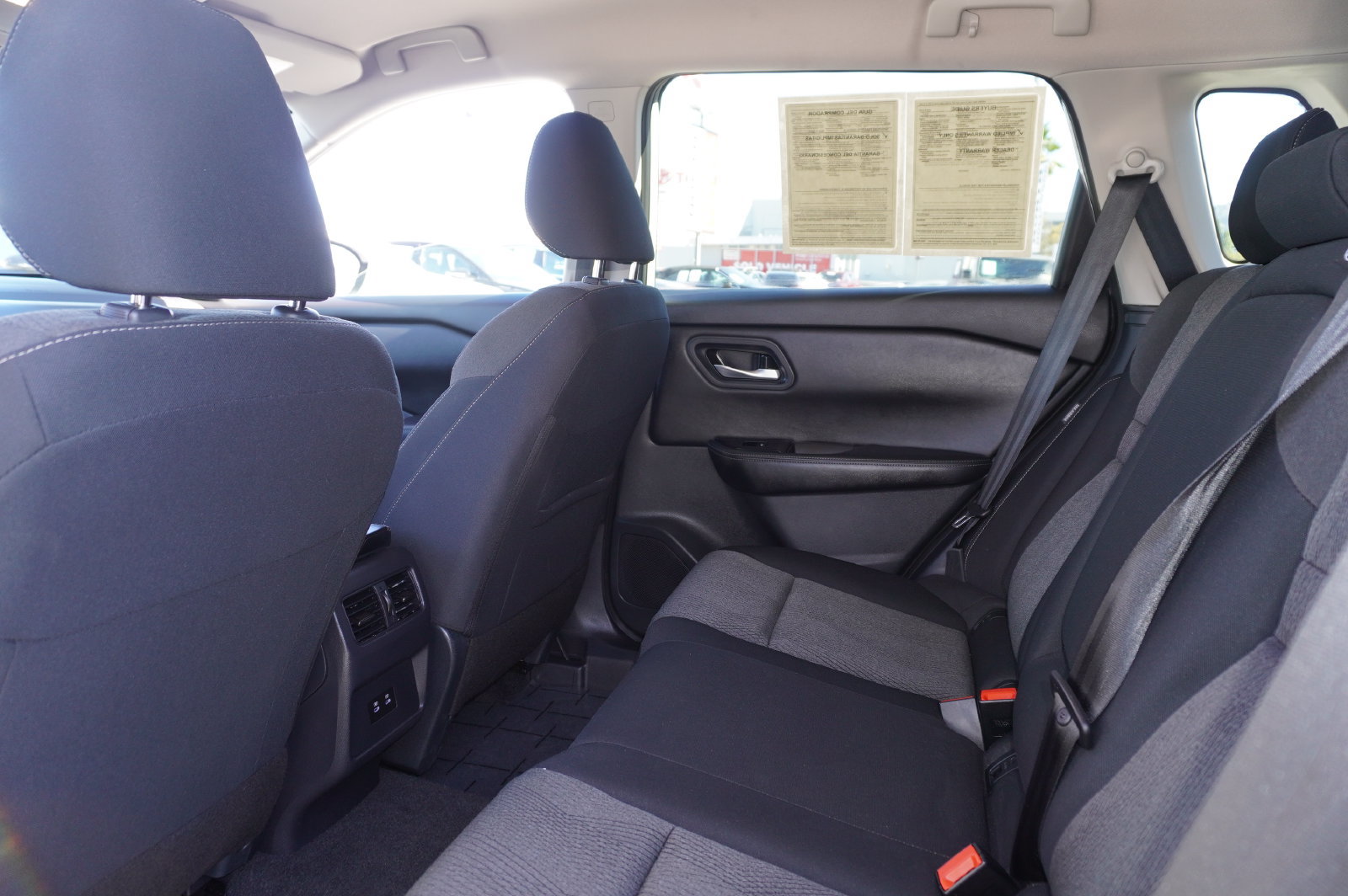 Used 2026 Nissan Rogue SV FWD image 9