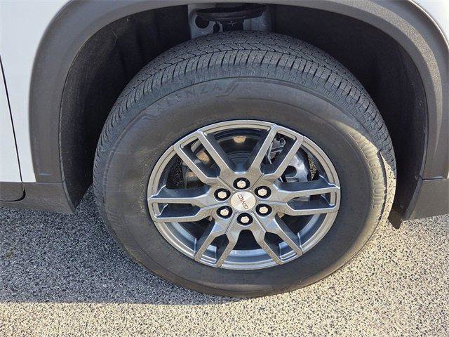 Used 2025 GMC Acadia Elevation image 18