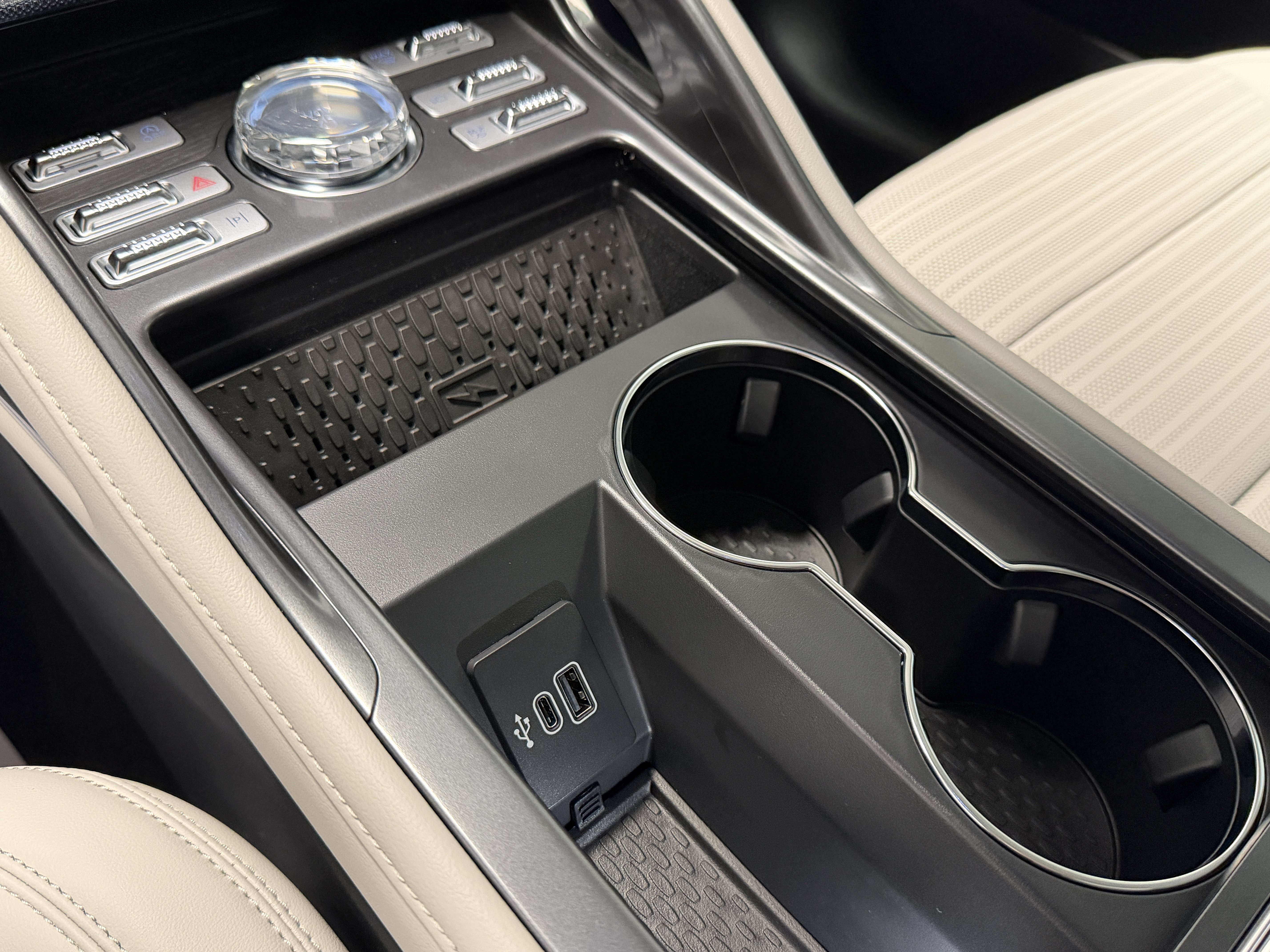 New 2026 Lincoln Nautilus Reserve AWD/4WD image 15
