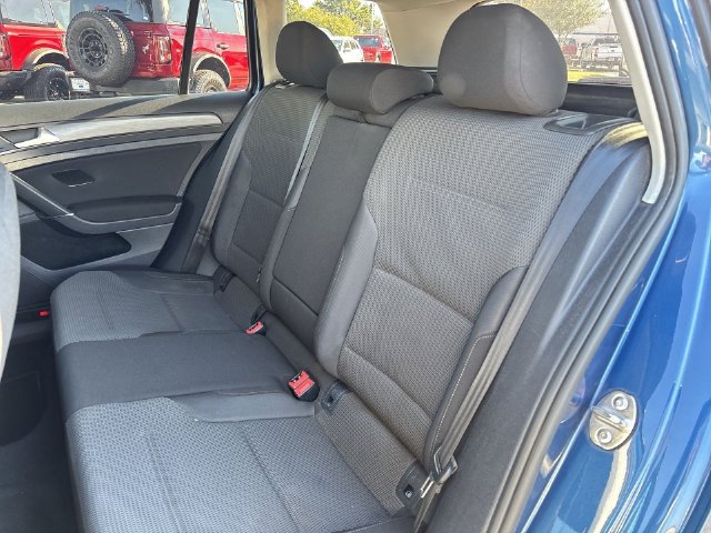 Used 2019 Volkswagen Golf S FWD image 30