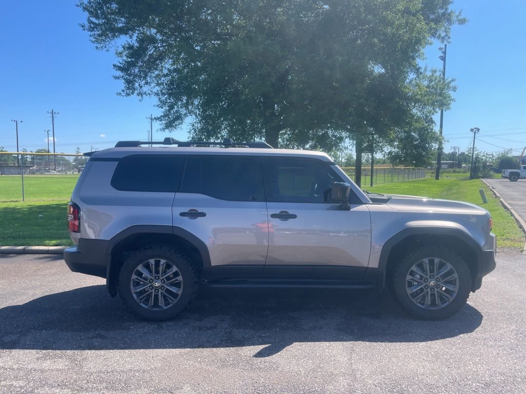 Used 2025 Toyota Land Cruiser w/ Premium Package AWD/4WD image 9