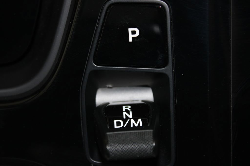 Used 2024 Porsche Cayenne AWD/4WD image 45