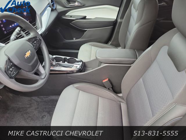 Used 2024 Chevrolet Trax LT image 23