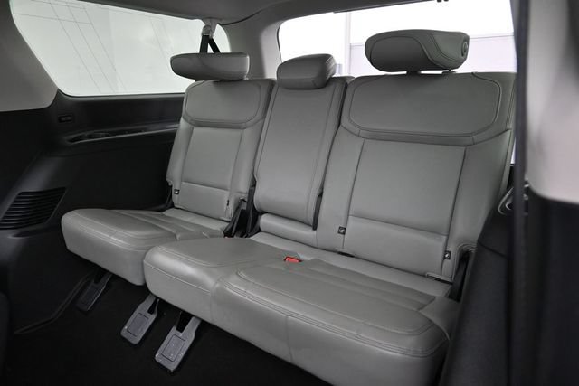 Certified 2025 Ford Expedition Max Active RWD image 30