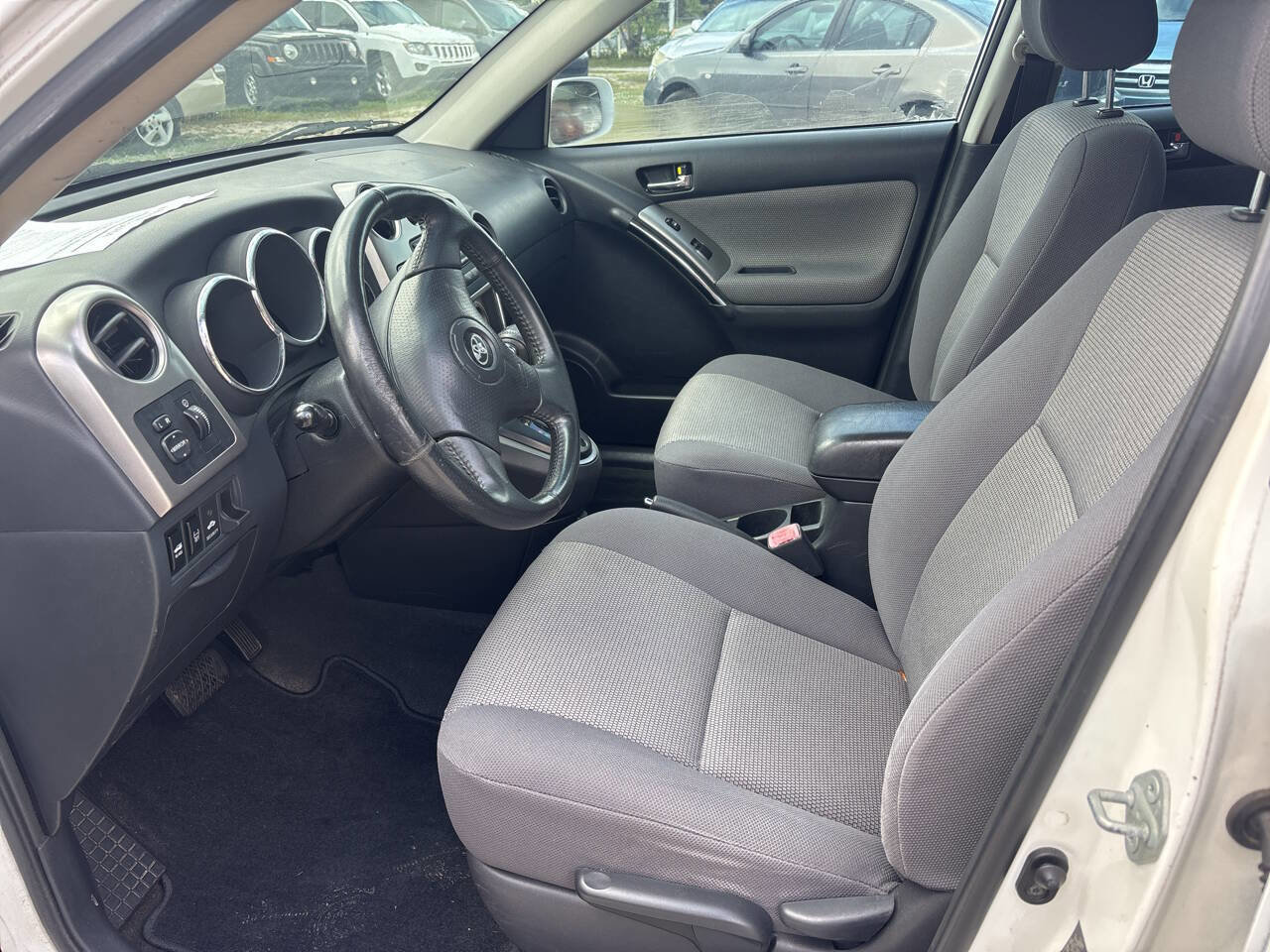 Used 2008 Toyota Matrix XR image 10