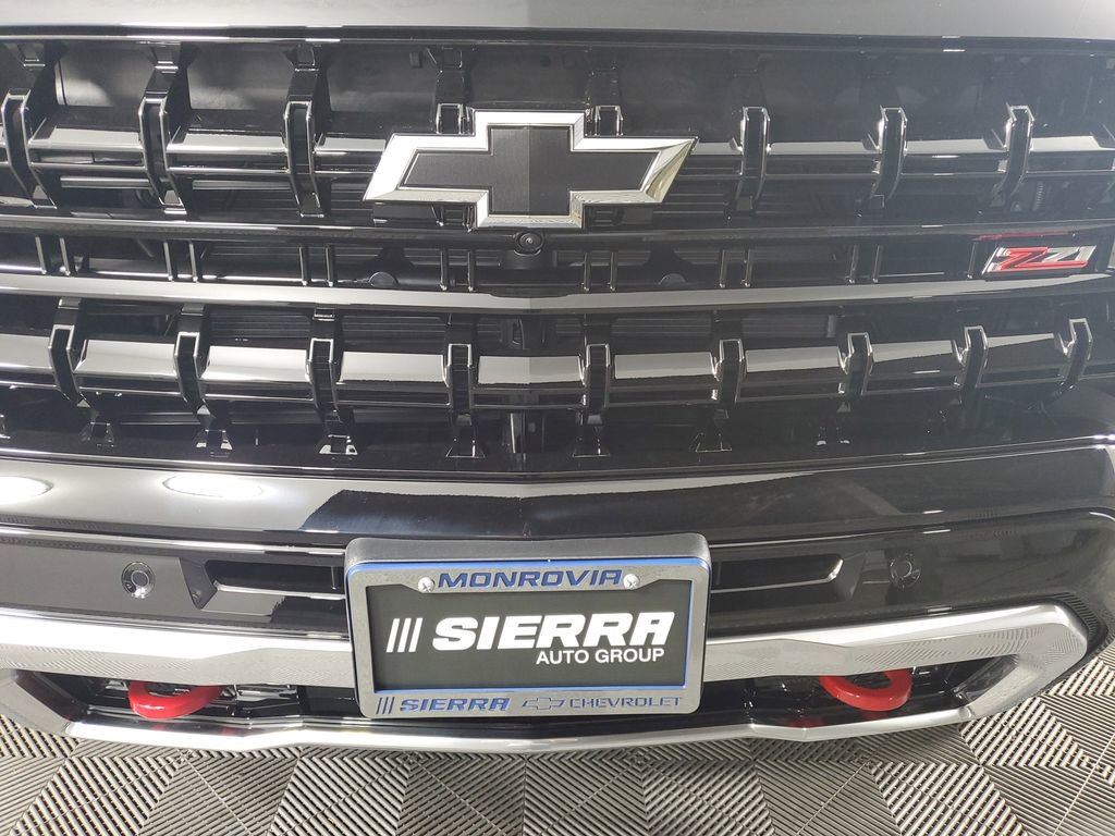 New 2026 Chevrolet Suburban Z71 w/ Comfort Package image 10