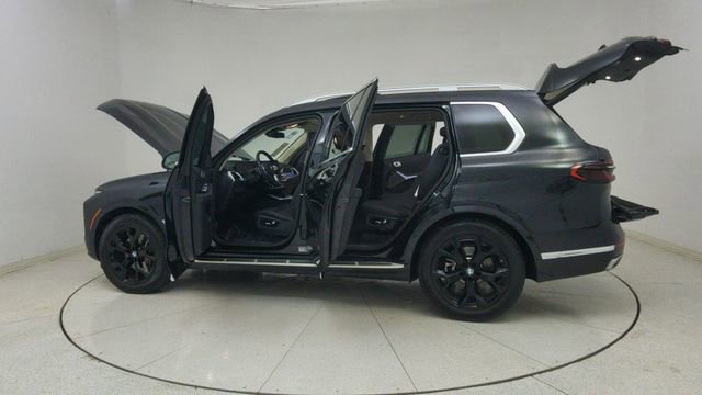 Used 2026 BMW X7 xDrive40i image 80