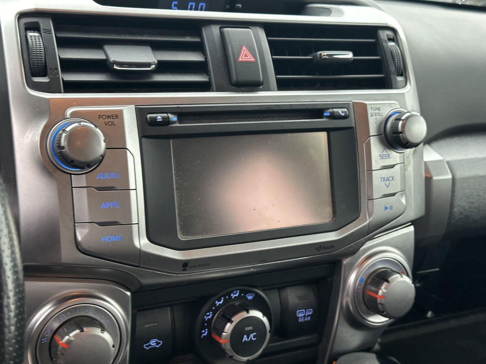 Used 2015 Toyota 4Runner SR5 AWD/4WD image 11