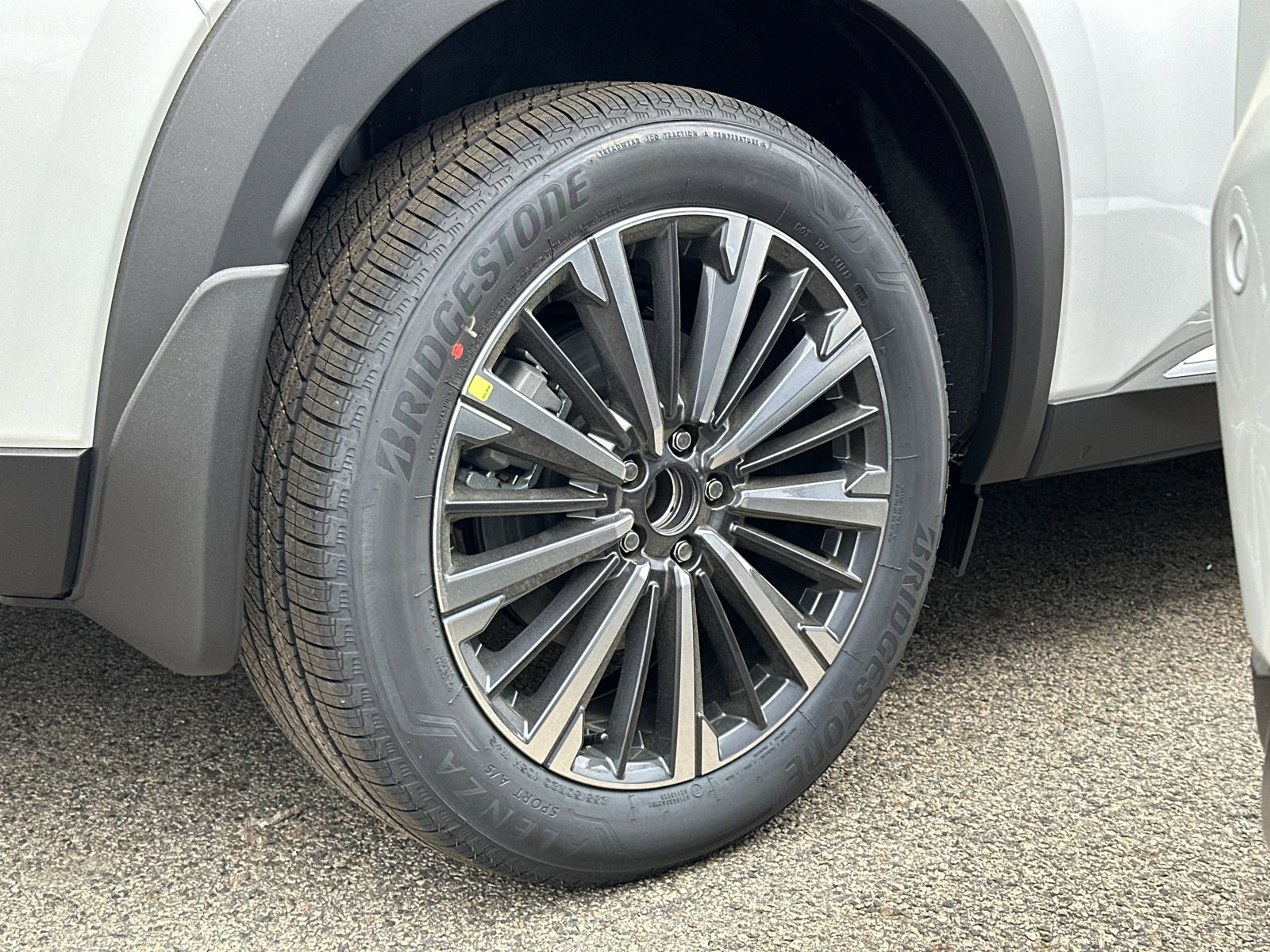 New 2026 Nissan Pathfinder Platinum image 6