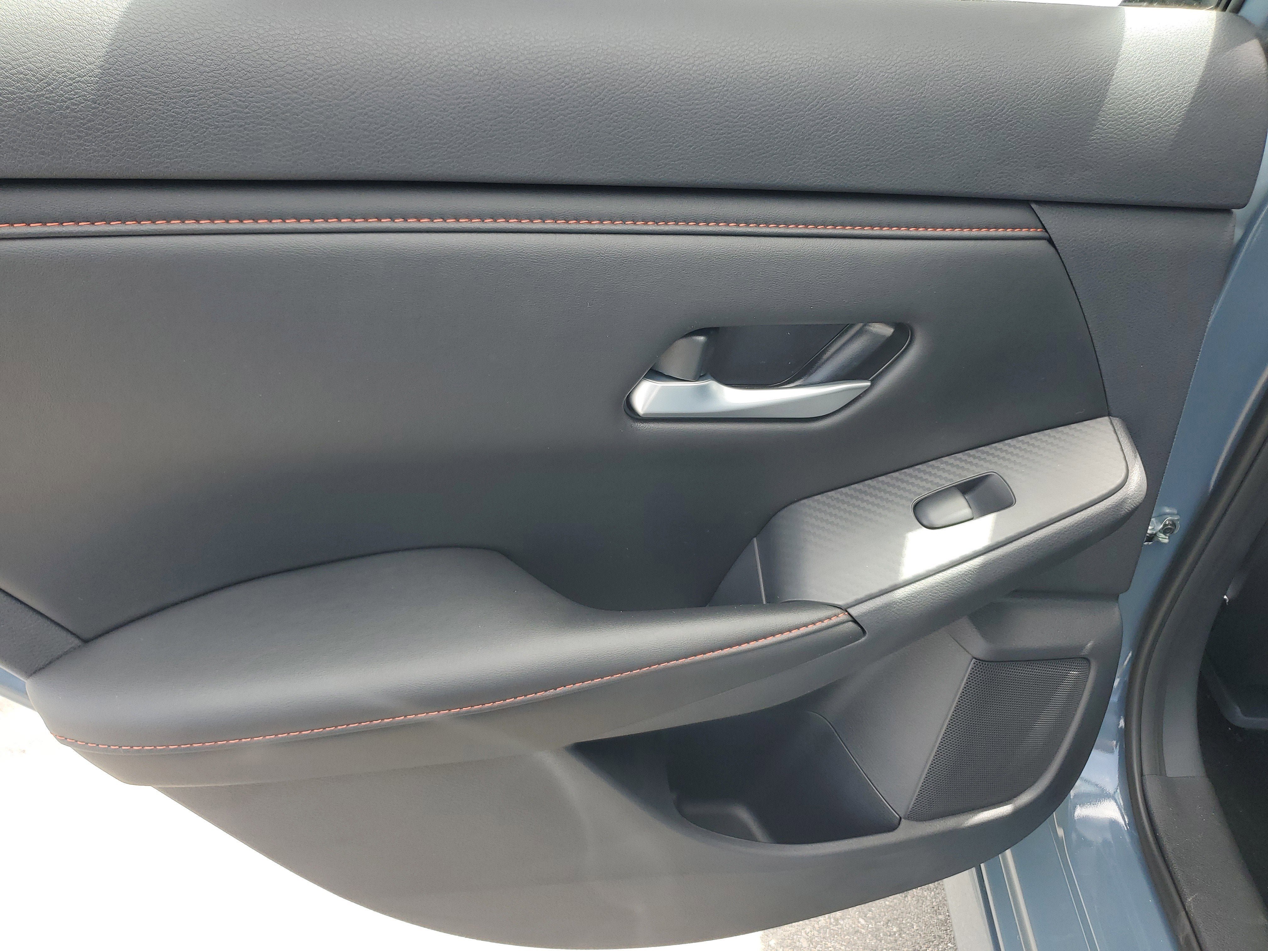 New 2025 Nissan Sentra SR w/ SR Premium Package FWD image 20