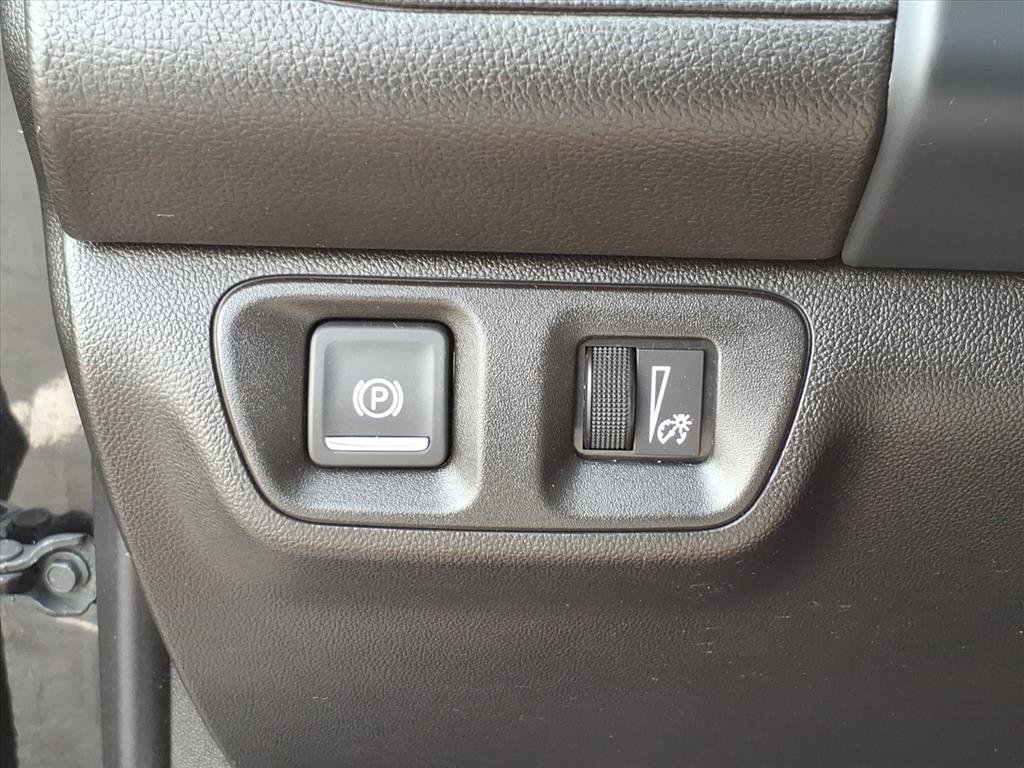 Certified 2023 GMC Acadia SLT image 18