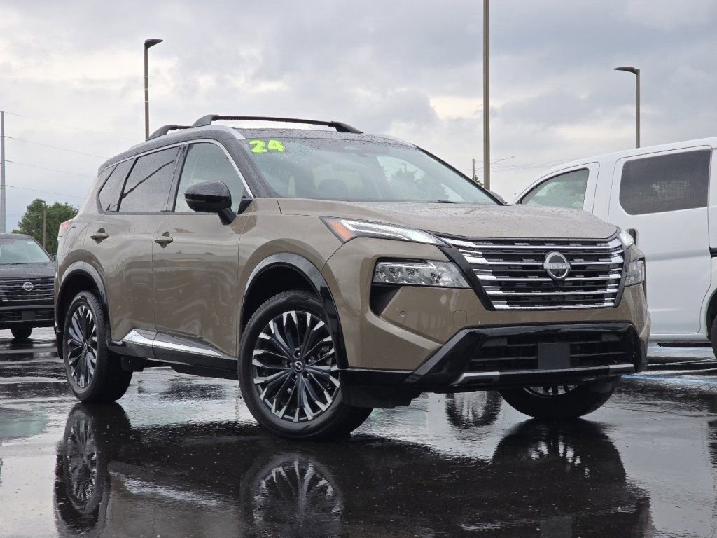 Used 2024 Nissan Rogue Platinum w/ Platinum Premium Package AWD/4WD image 2