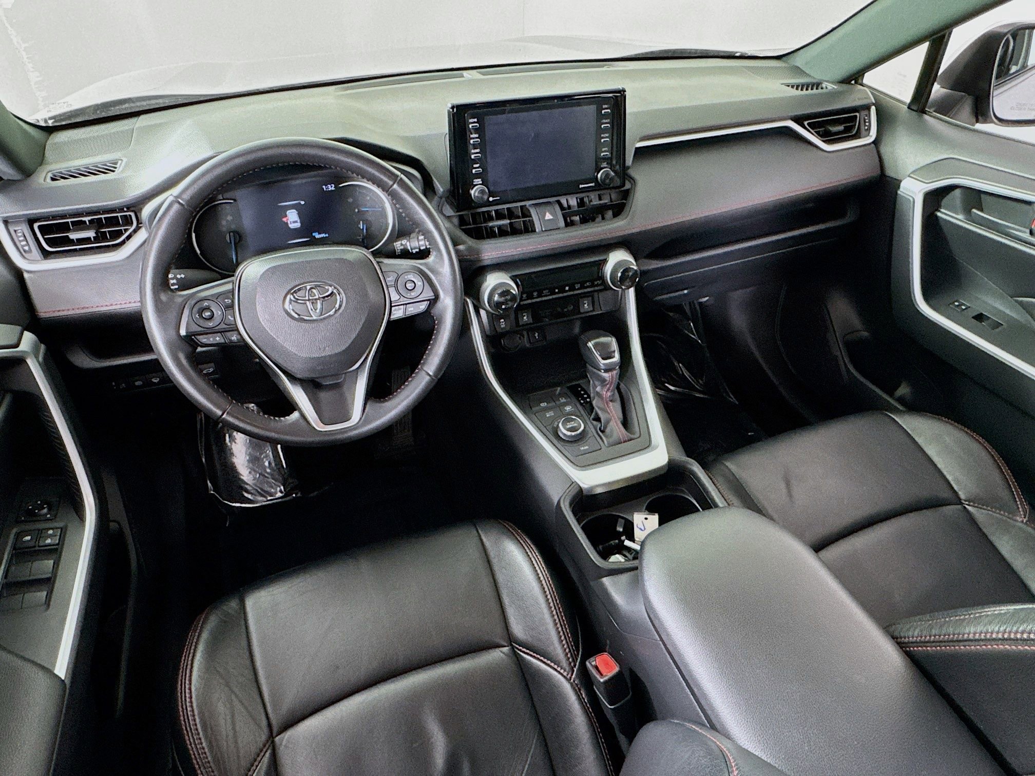 Certified 2021 Toyota RAV4 SE w/ Weather & Moonroof Package AWD/4WD image 20