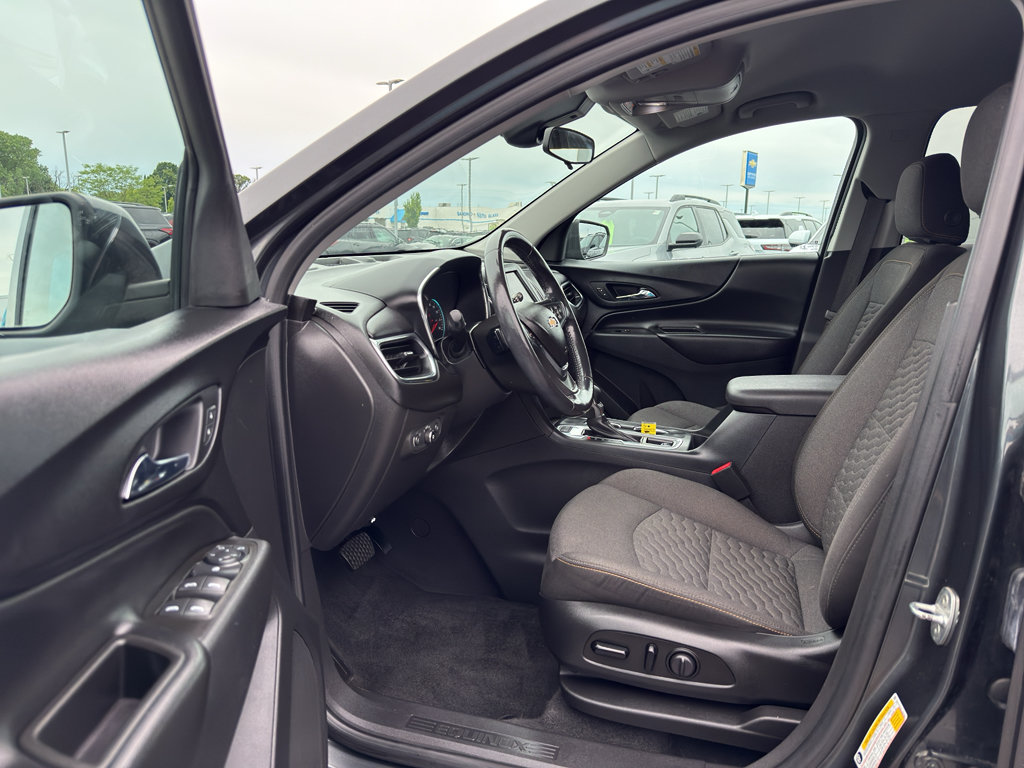 Certified 2020 Chevrolet Equinox LT AWD/4WD image 12