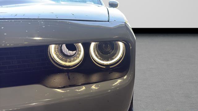 Used 2022 Dodge Challenger R/T Scat Pack RWD image 28