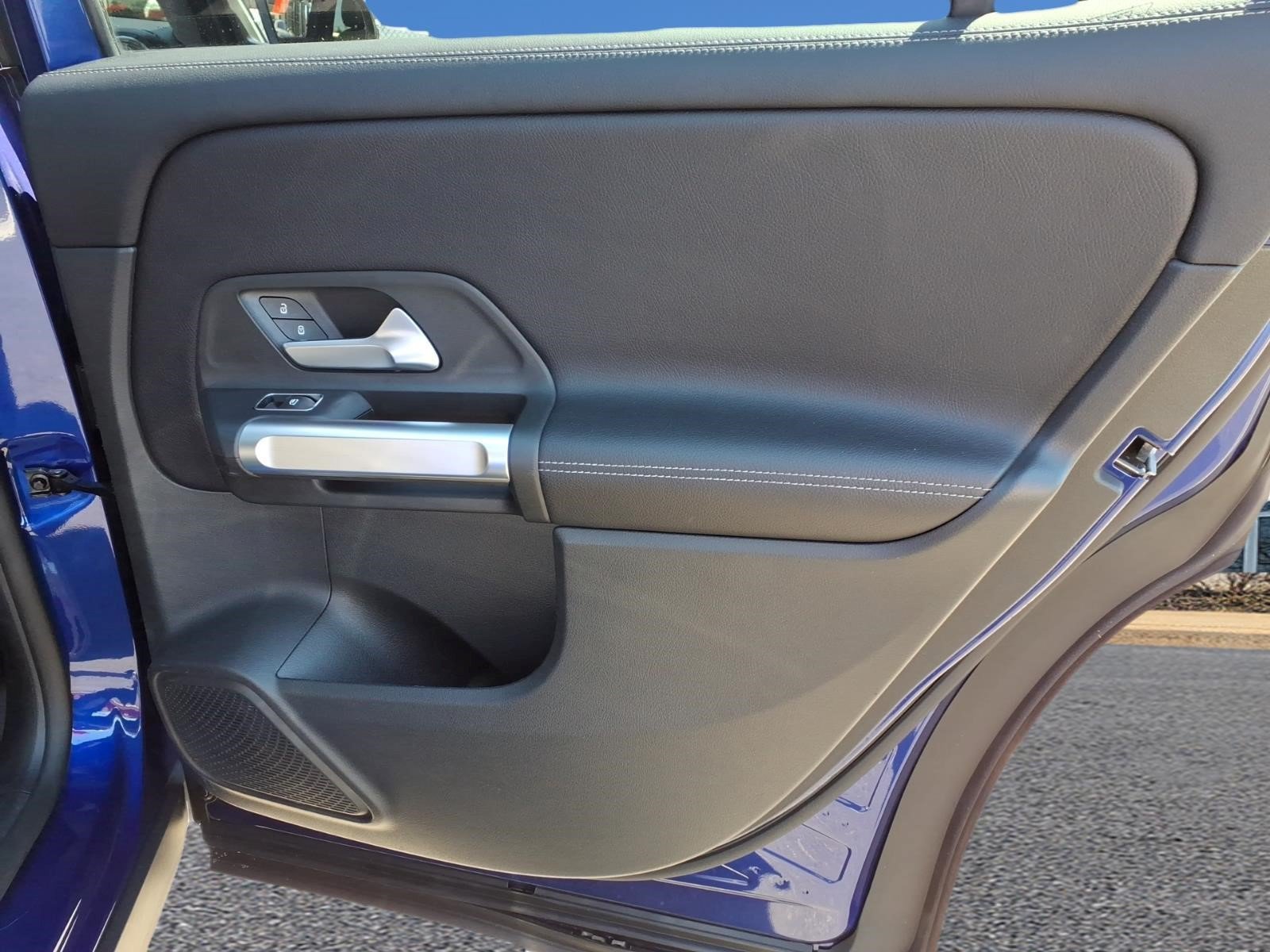 Certified 2022 Mercedes-Benz GLB 250 4MATIC image 13