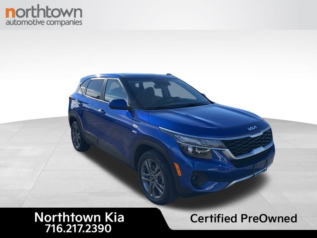 Certified 2023 Kia Seltos LX image 2