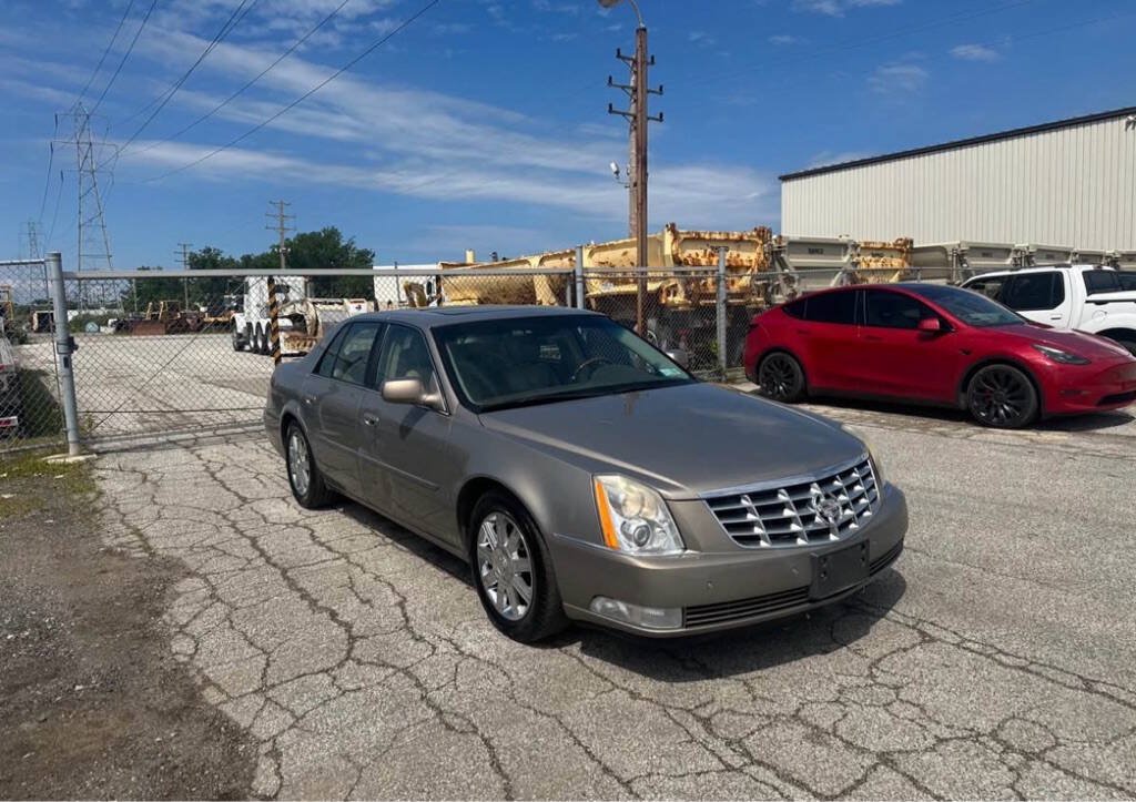 Used 2006 Cadillac DTS FWD image 4