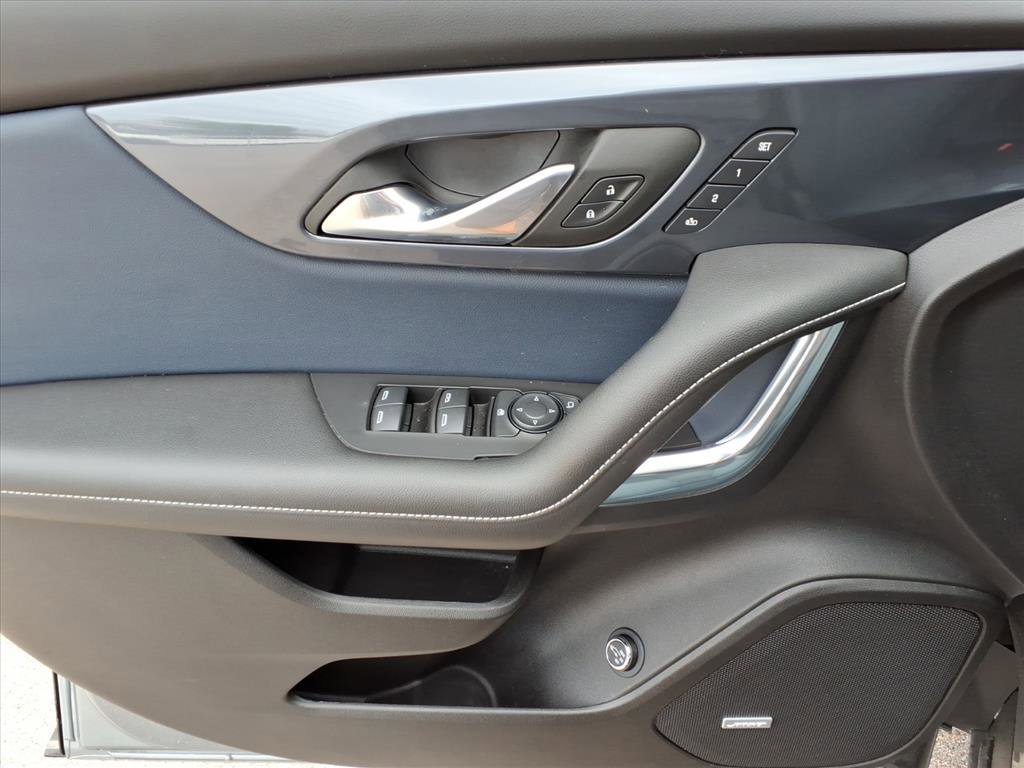 Used 2024 Chevrolet Blazer RS w/ Driver Confidence II Package image 9