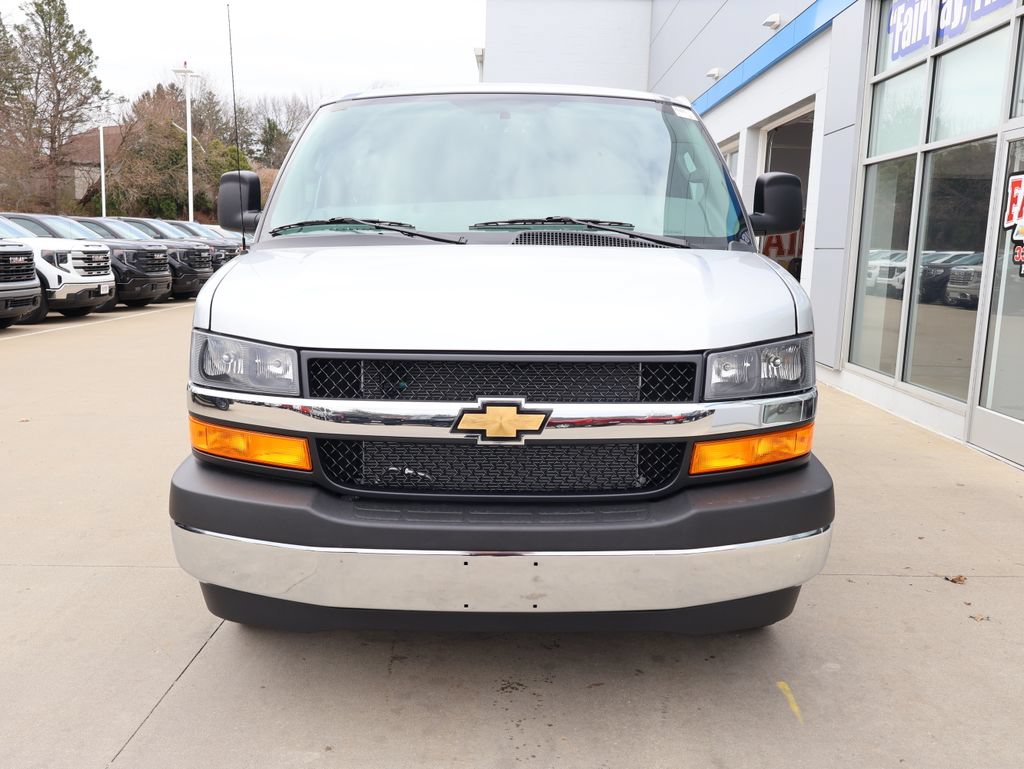 New 2026 Chevrolet Express 2500 w/ Enhanced Convenience Package RWD image 5