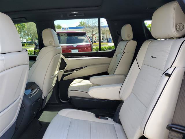 Used 2026 Cadillac Escalade Sport w/ LPO, ONYX Package image 30