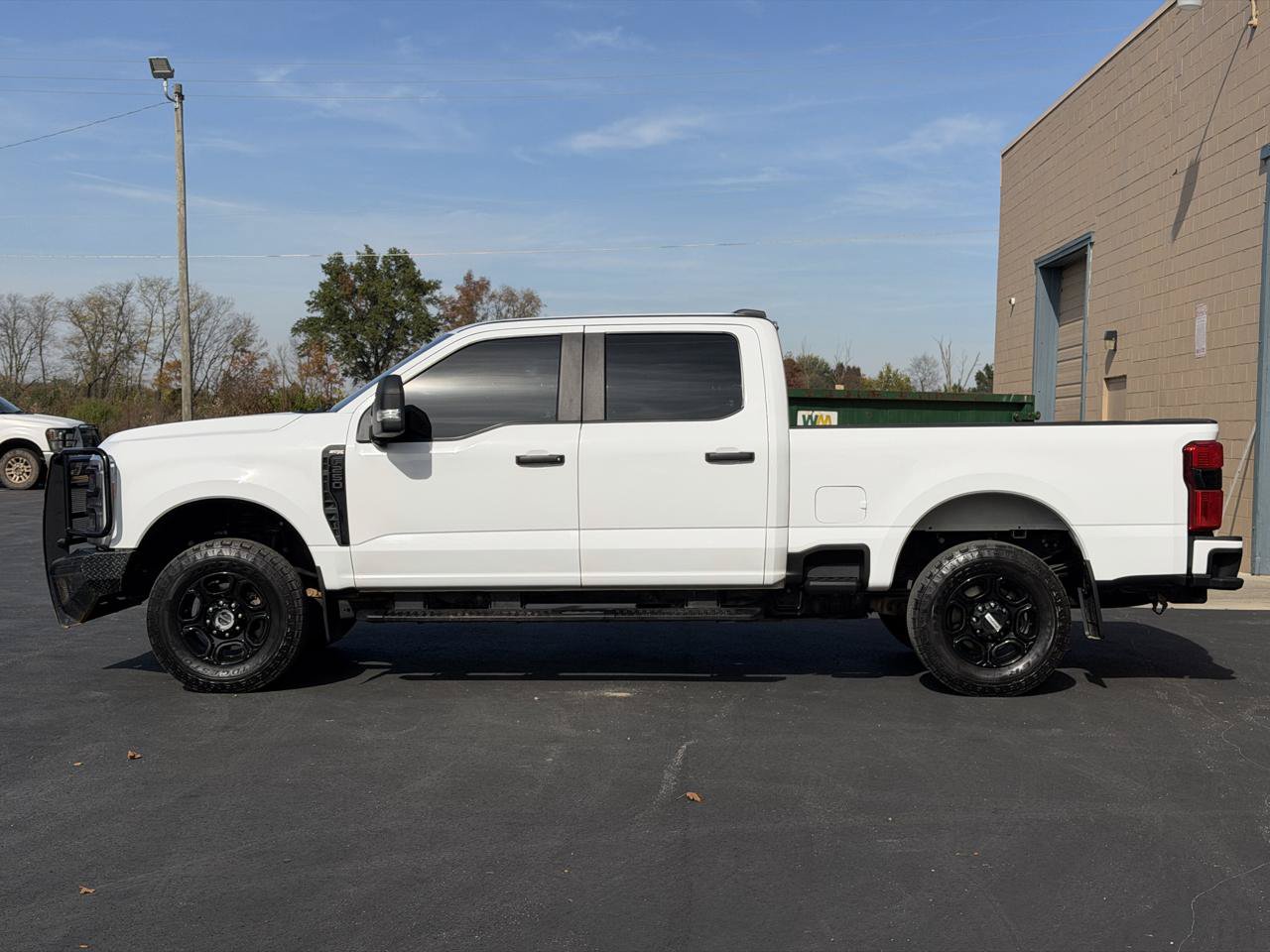 Used 2024 Ford F250 XL w/ STX Appearance Package AWD/4WD image 3