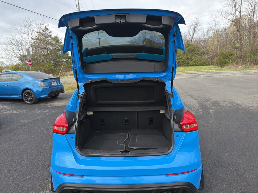 Used 2016 Ford Focus RS AWD/4WD image 34