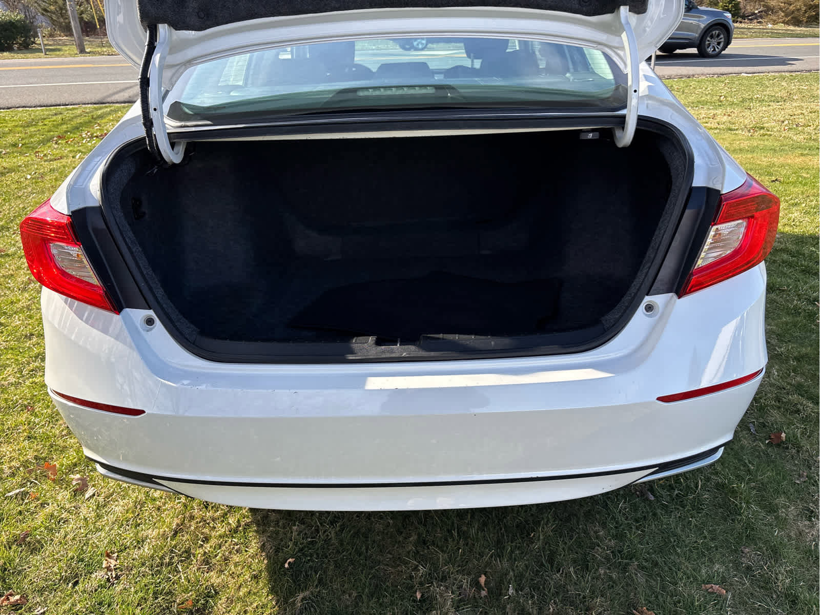 Used 2019 Honda Accord LX image 26
