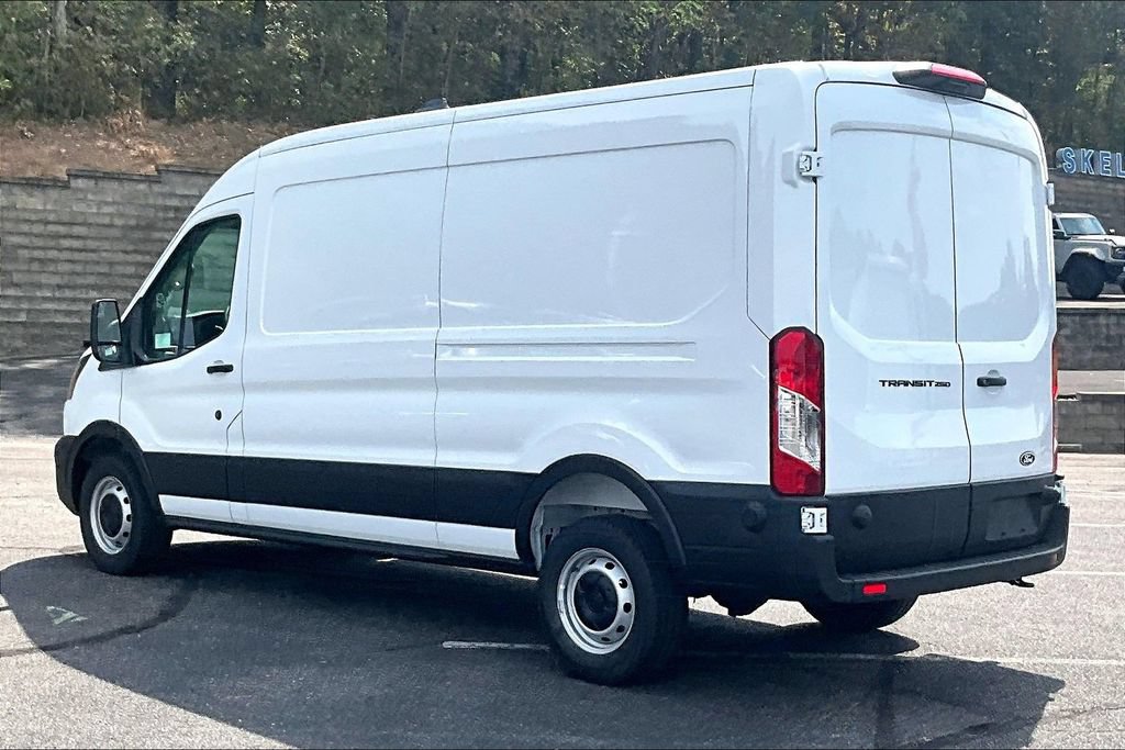 New 2026 Ford Transit 250 148 Medium Roof RWD image 3