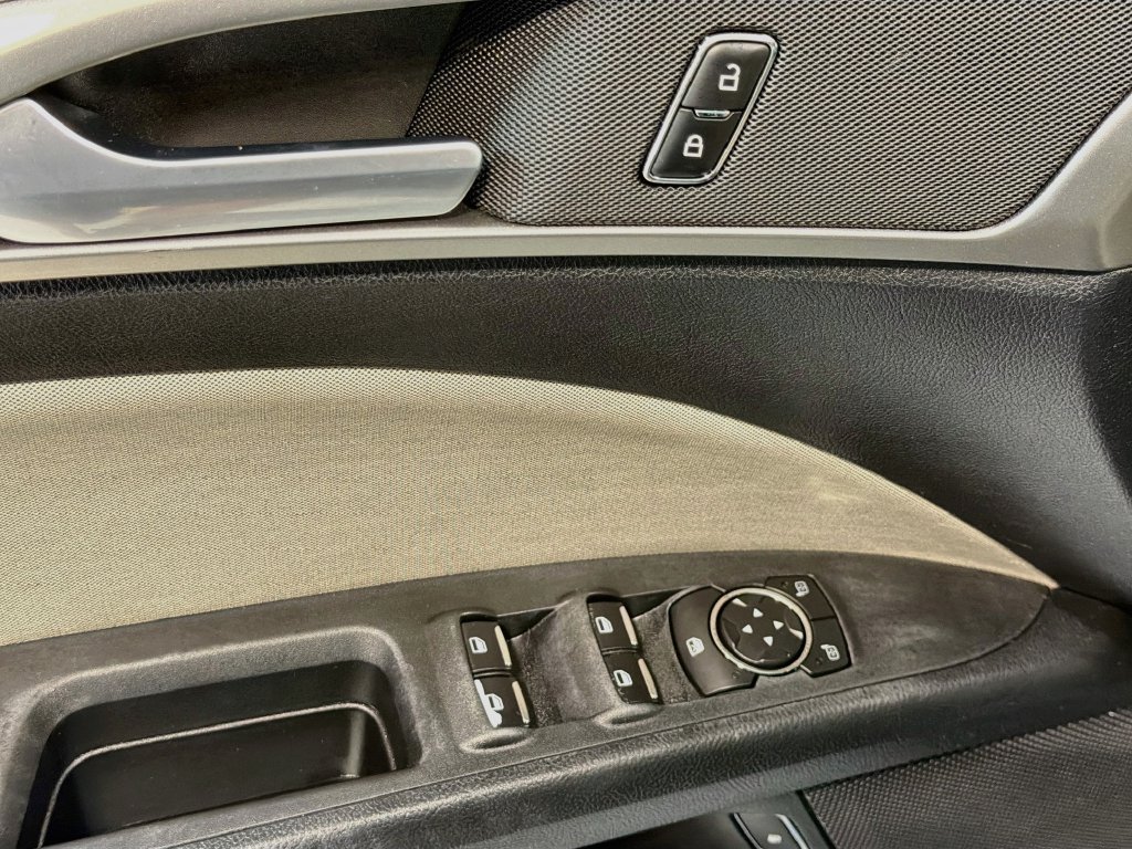 Used 2018 Ford Fusion S FWD image 15