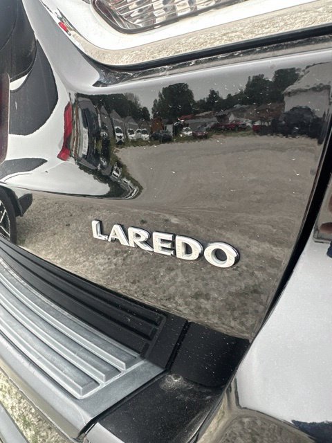 Used 2018 Jeep Grand Cherokee Laredo AWD/4WD image 30