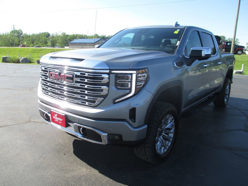 Used 2025 GMC Sierra 1500 Denali w/ Technology Package AWD/4WD image 11