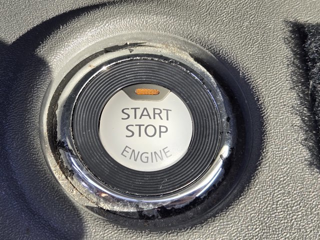 Used 2020 Nissan Frontier SV w/ Midnight Edition Floor Mats image 19