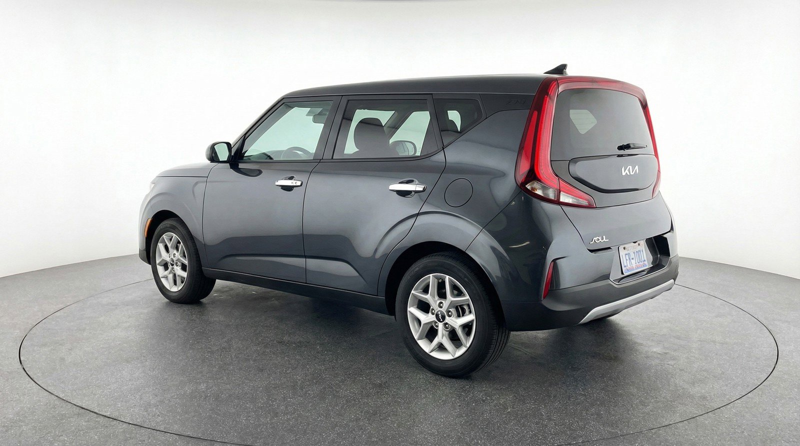 Used 2025 Kia Soul LX w/ LX Technology Package image 6