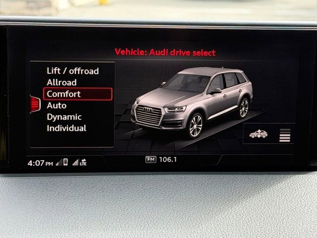 Used 2017 Audi Q7 3.0T Prestige image 30