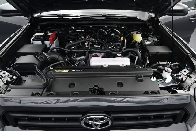 New 2026 Toyota 4Runner SR5 AWD/4WD image 16