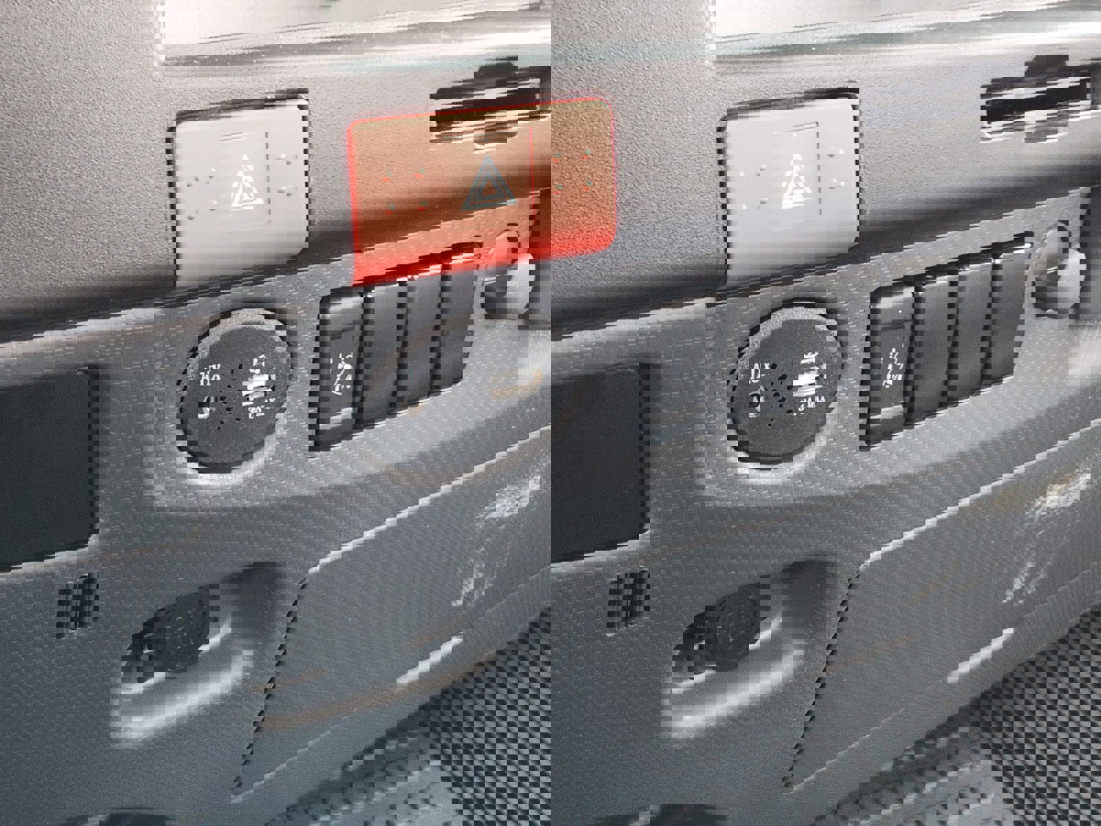 New 2024 Chevrolet Low Cab Forward 5500XD image 27