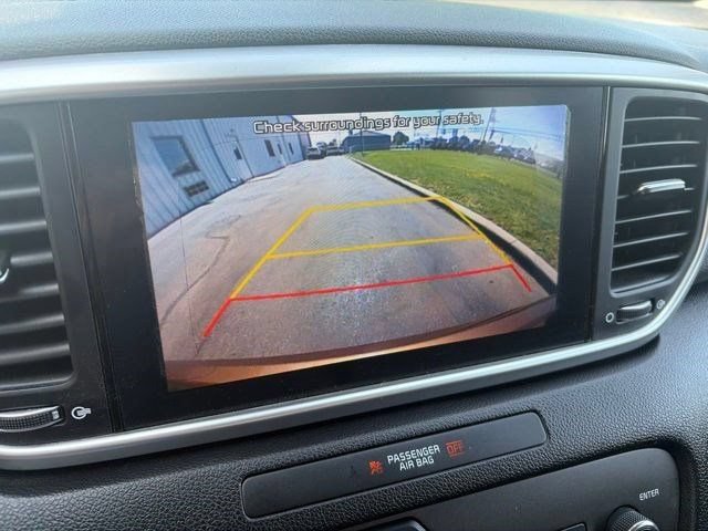 Used 2020 Kia Sportage LX FWD image 21