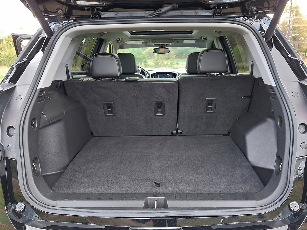 Used 2022 GMC Terrain SLT w/ Infotainment Package II image 28