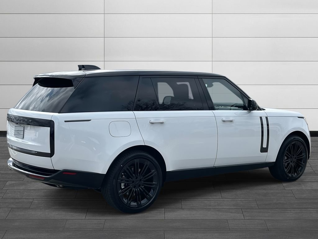 New 2026 Land Rover Range Rover Long Wheelbase SE AWD/4WD image 5