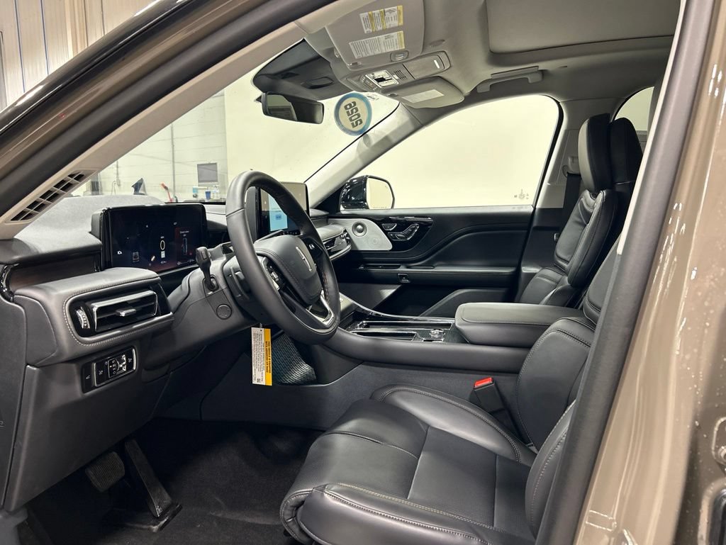 New 2026 Lincoln Aviator Reserve AWD/4WD image 10