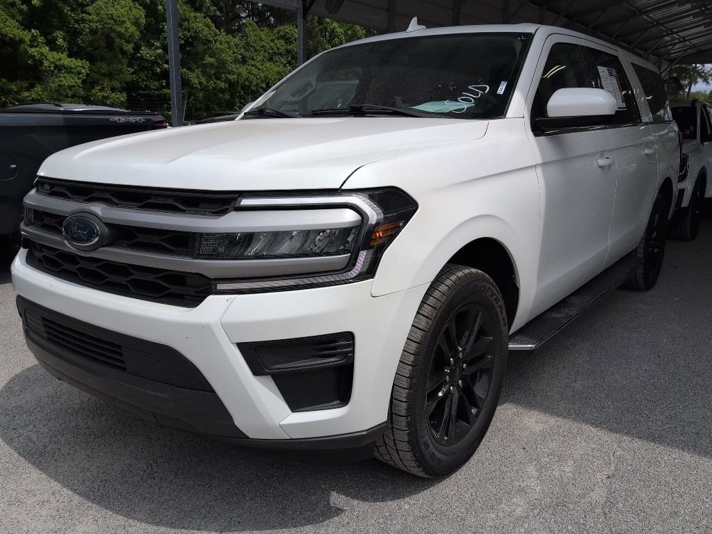 Used 2022 Ford Expedition Max XLT RWD image 1