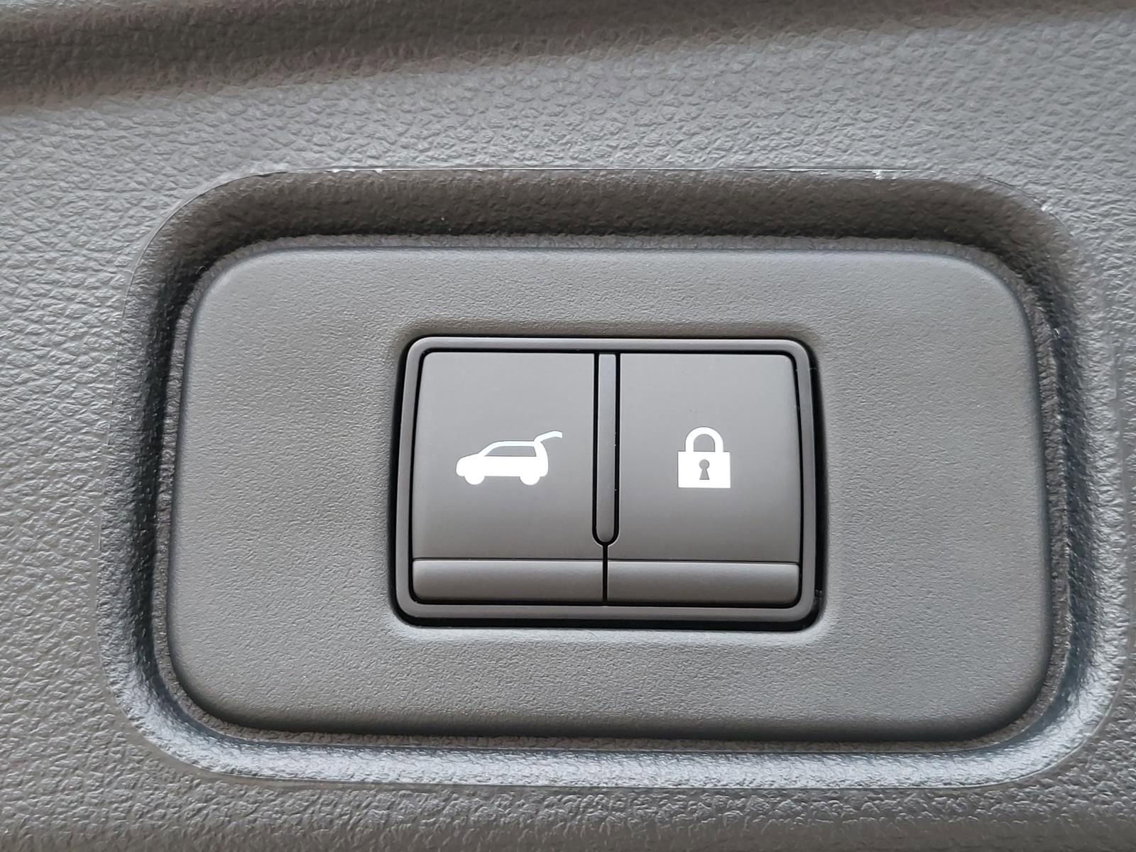 New 2026 Nissan Pathfinder Platinum FWD image 16