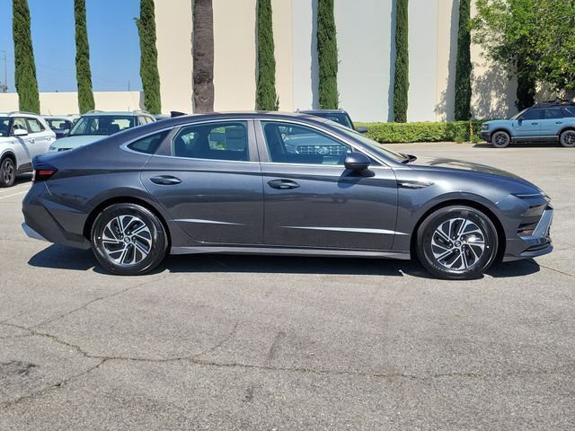New 2026 Hyundai Sonata Blue FWD image 29